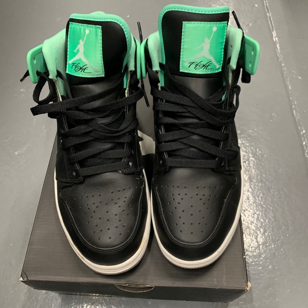 Air Jordan 1 Retro ‘89 sneakers